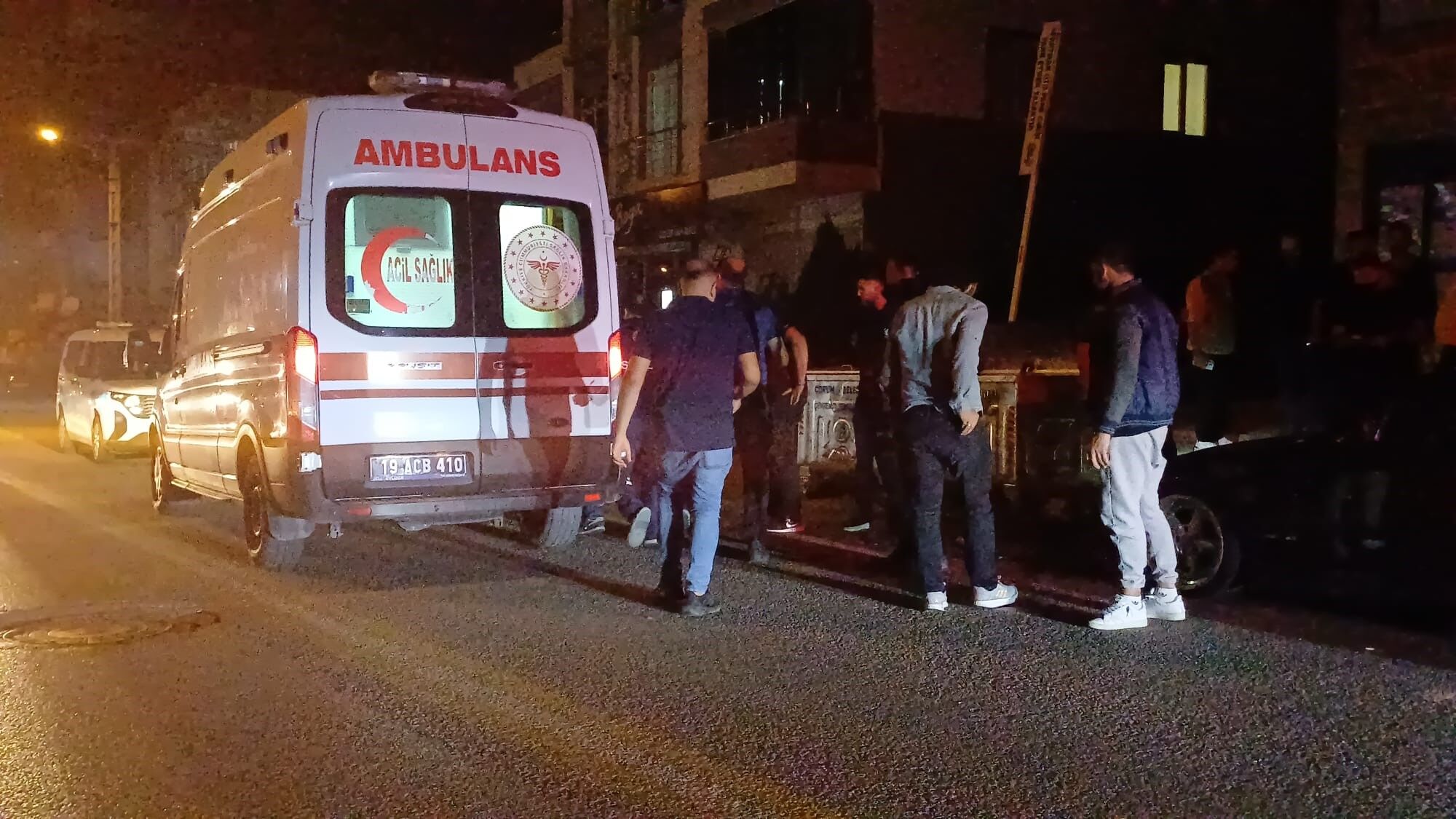 Sokak Ortasında Silahlı Saldırı (5)
