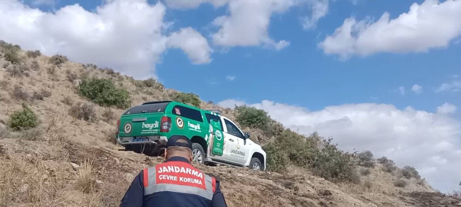 Yozgat'ta Yangın Bölgelerine Yem Yardımı! (4)