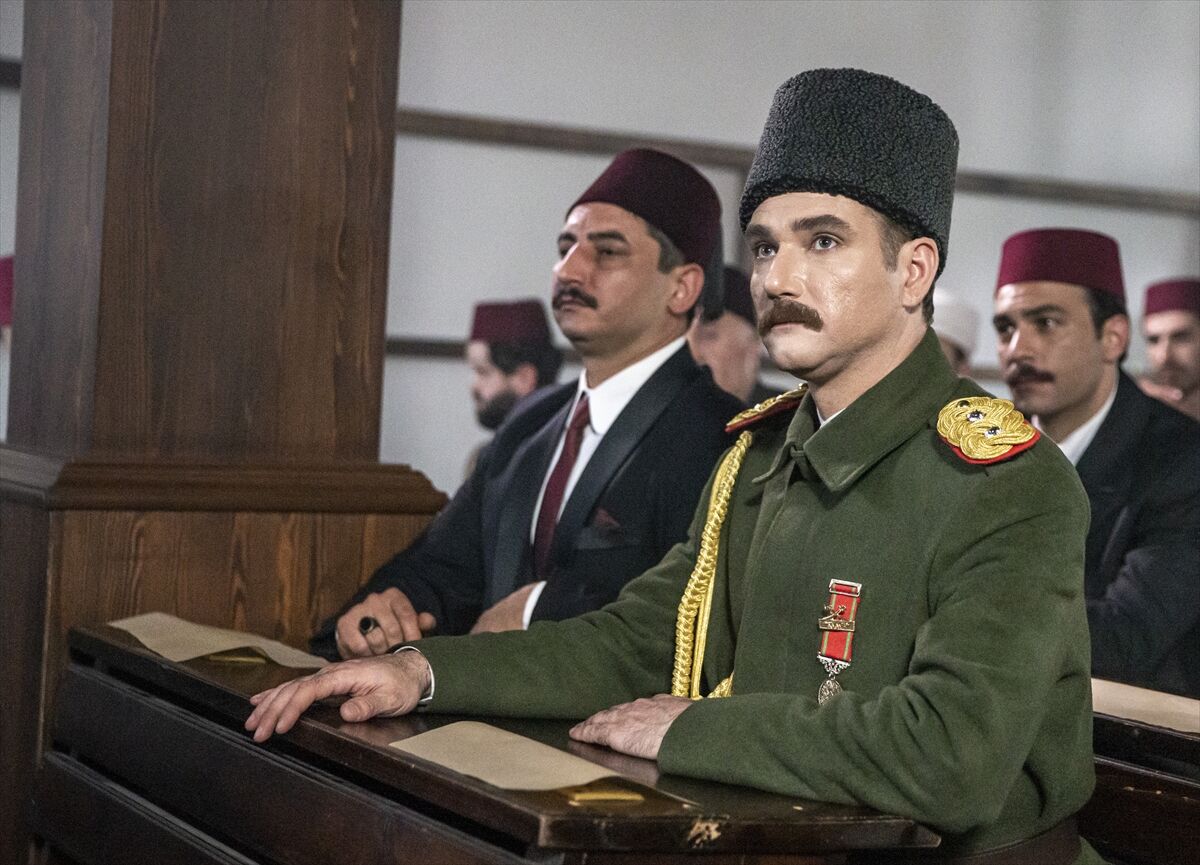 Serdar Yeğinkimdir