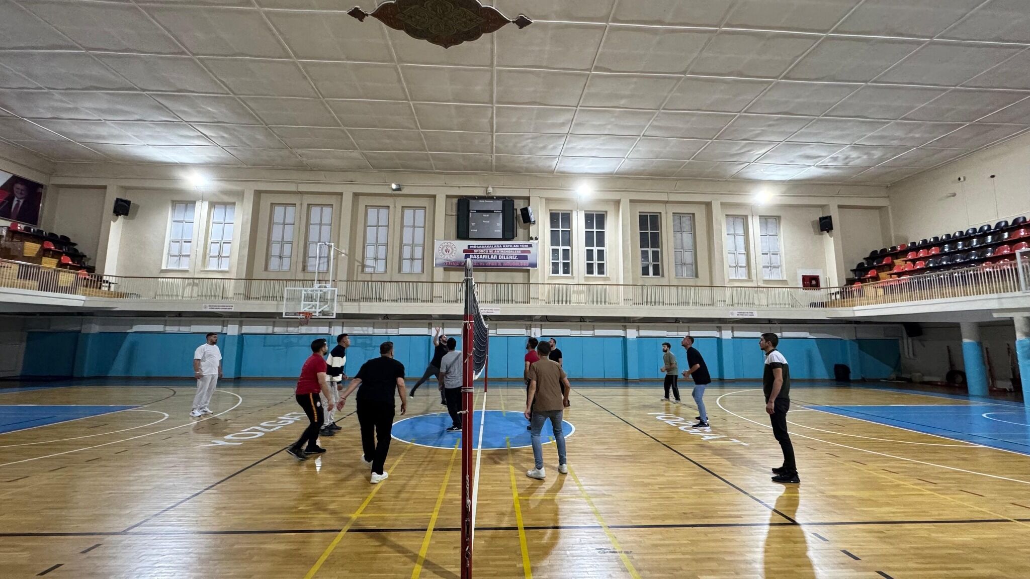 Ak Gençlik Voleybolda Buluştu1