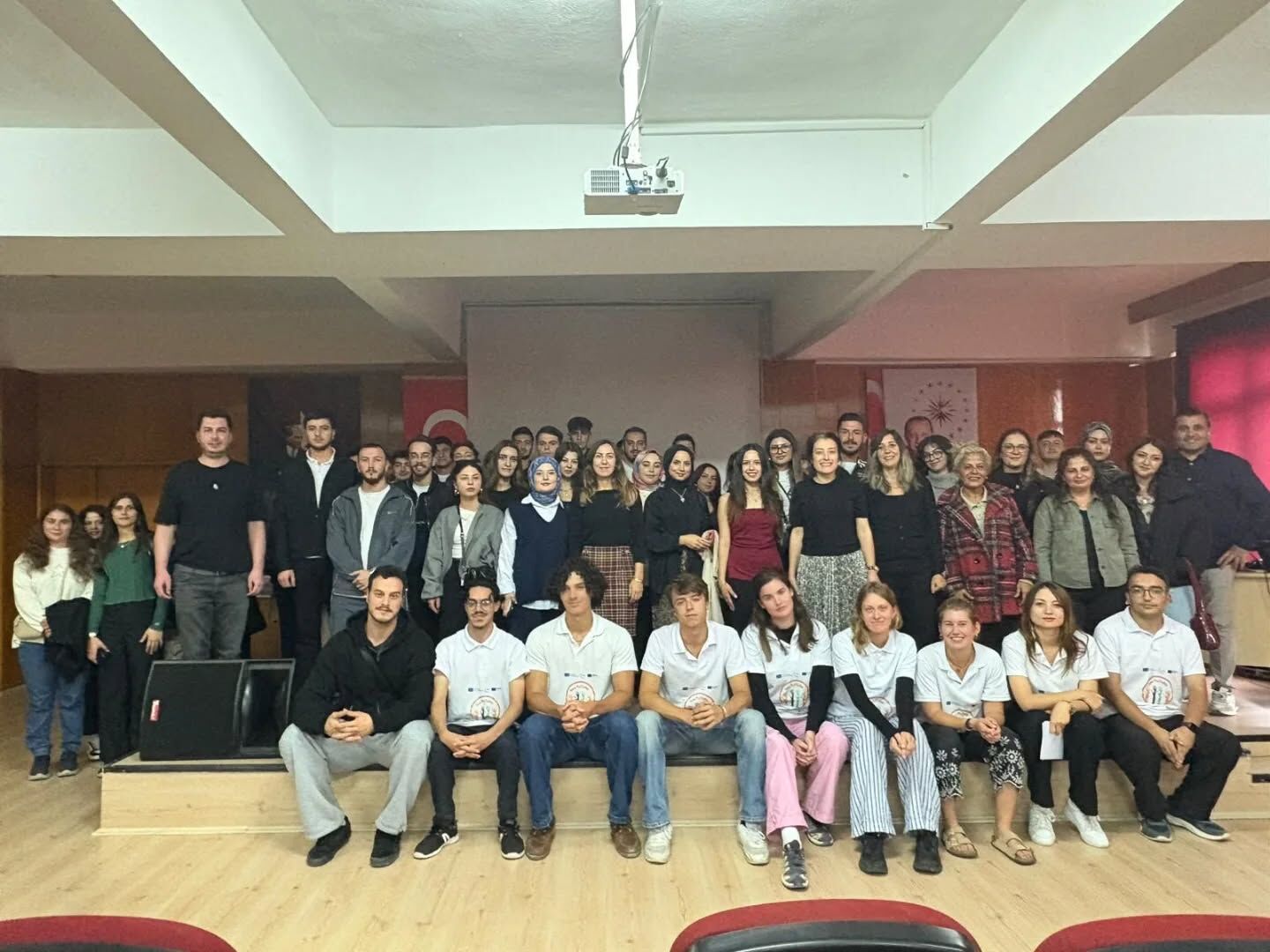 Bilgilendirme Toplantısı Düzenlendi