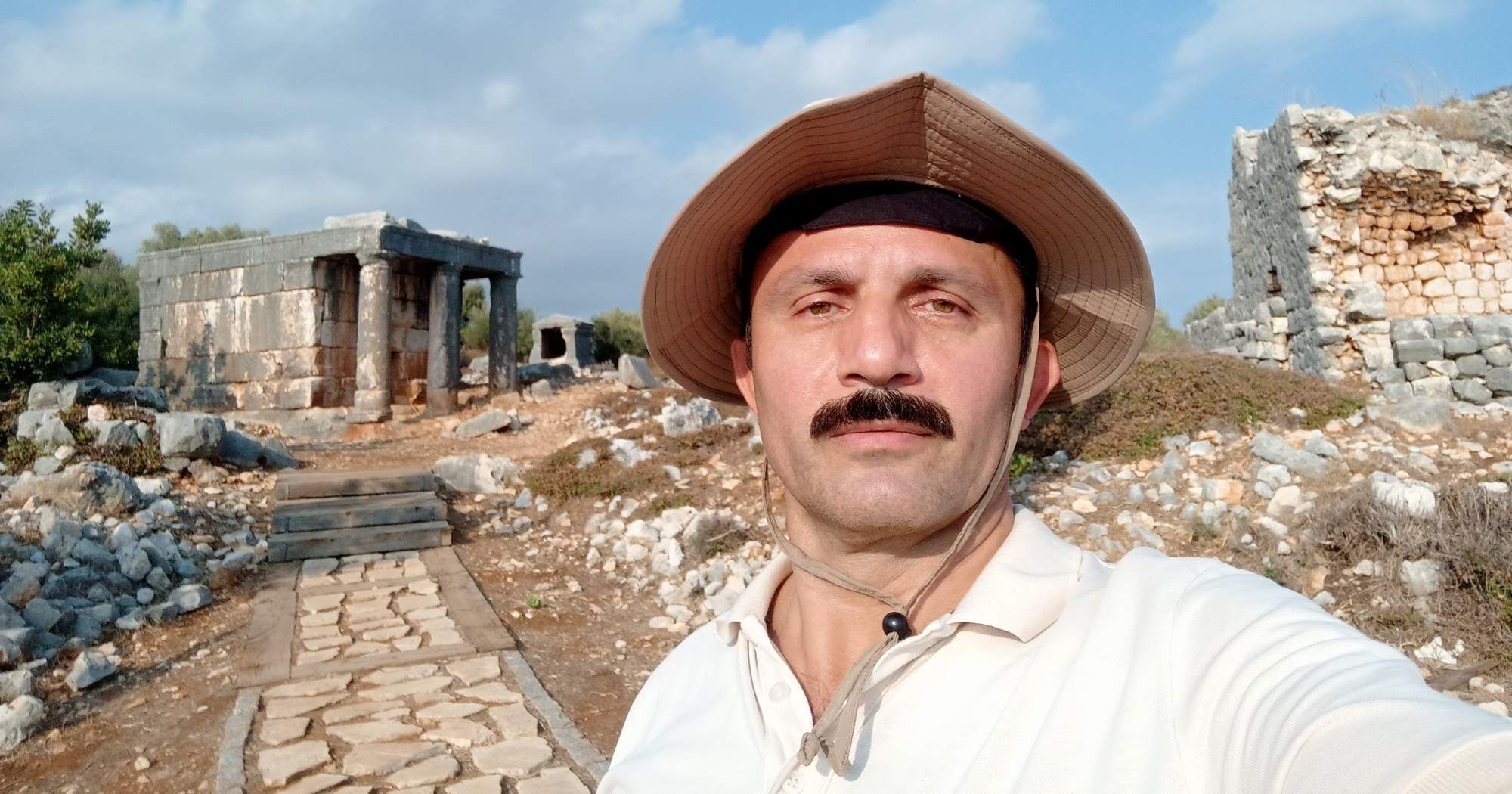 Ahmet İshak Demir3