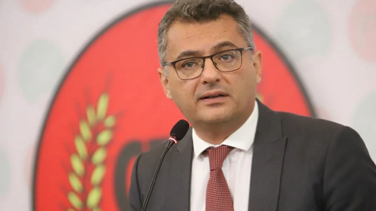 Tufan Erhürman4