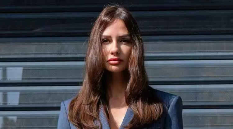 Yasemin Ergene Kimdir 4