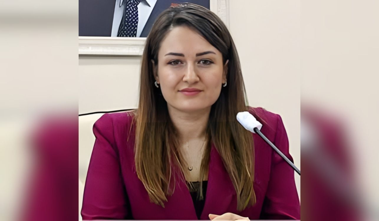 Büşra Özdemir (3)