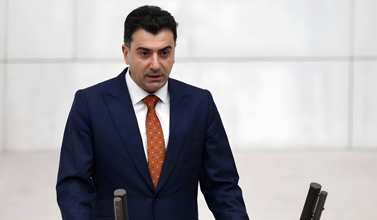 Zeynel Emre Kimdir 1