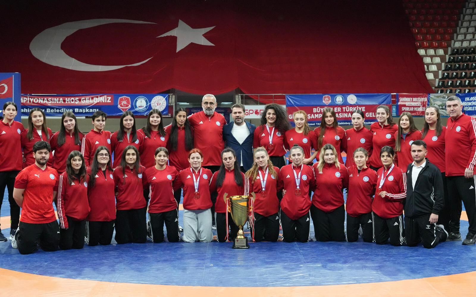 Yozgatlı Güreşçi Beyzanur Erduman'dan Türkiye Üçüncülüğü! (3)