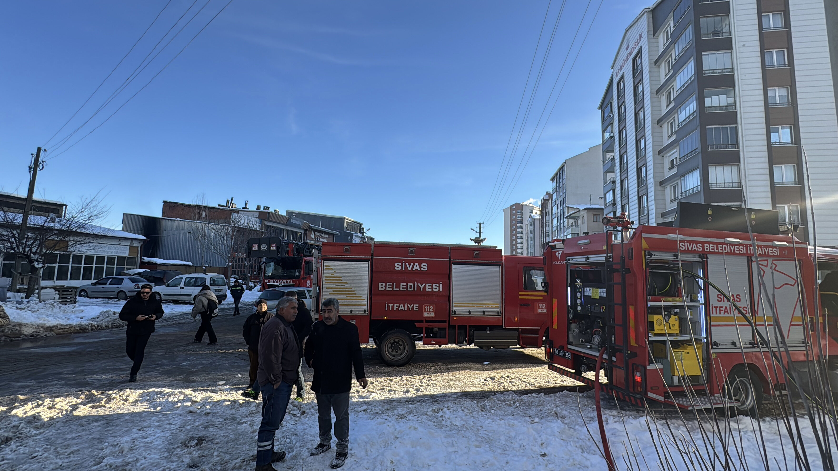 Evde Çıkan Yangında Yaşlı Kadın Ağır Yaralandı! (1)