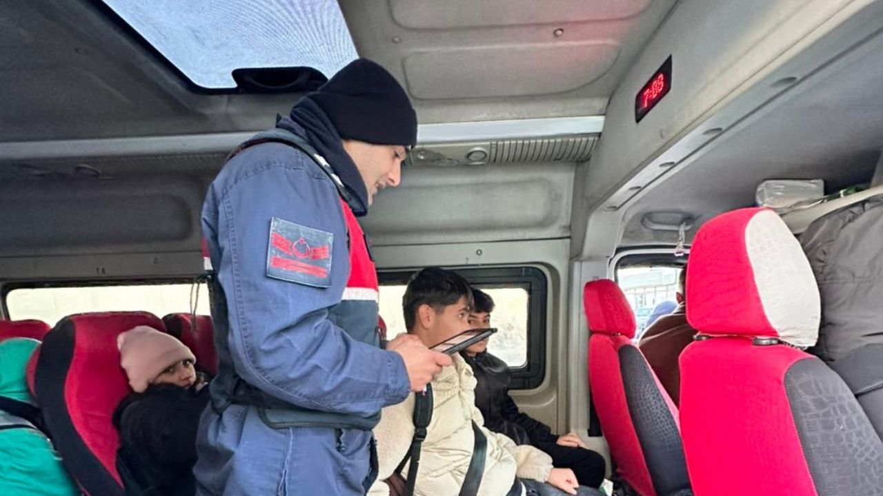 Saraykent'te Servis Araçları Denetlendi (4)