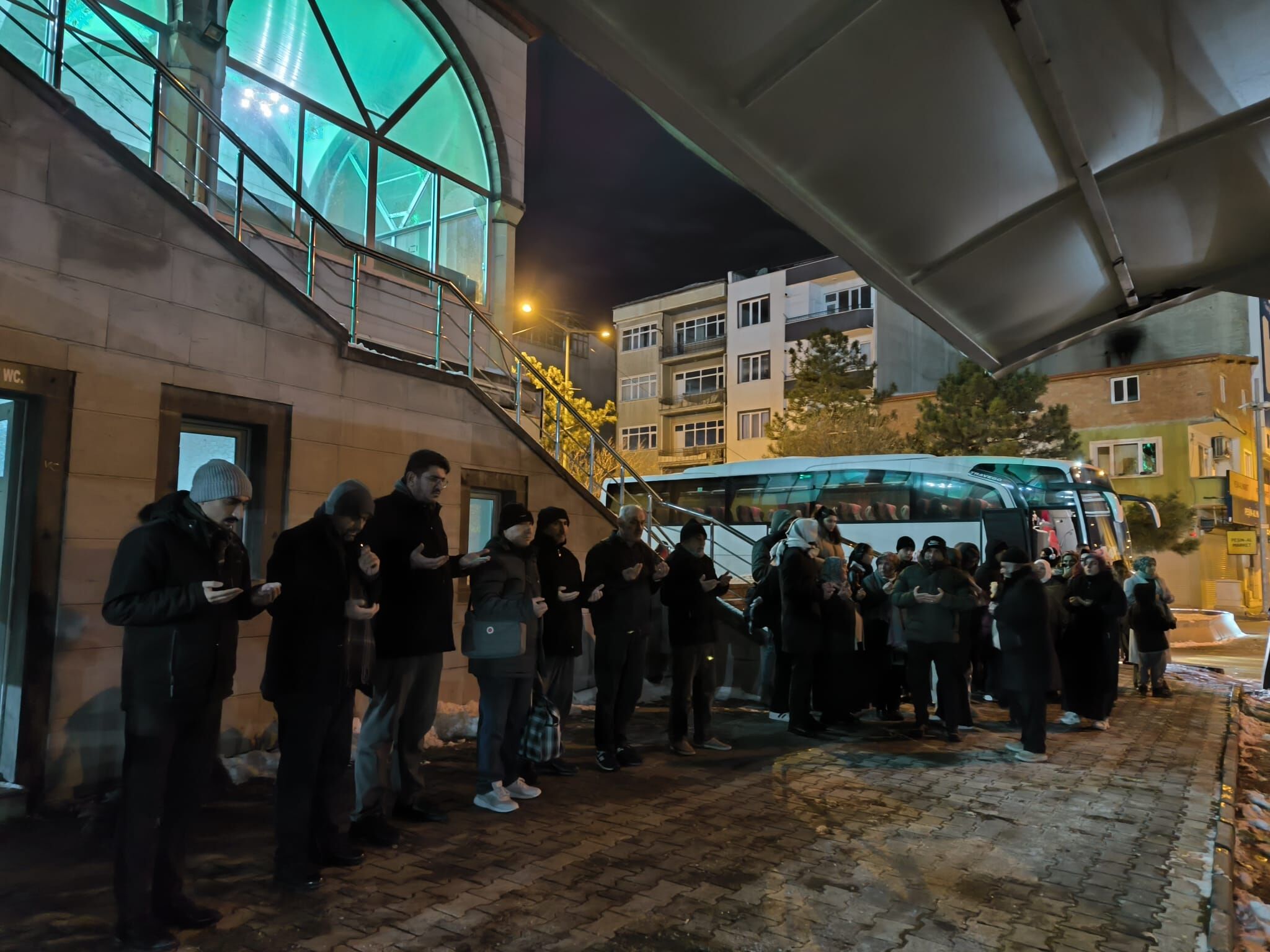 Yerköy'de Umreciler Kutsal Topraklara Uğurlandı (1)