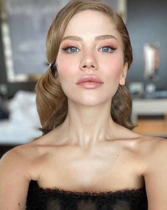 Melis Sabah Kimdir (2)