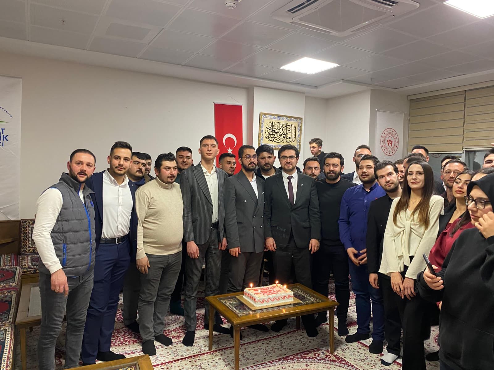 Ak Parti Gençlik Kolları'ndan 1'Inci Yıl Değerlendirmesi (5)