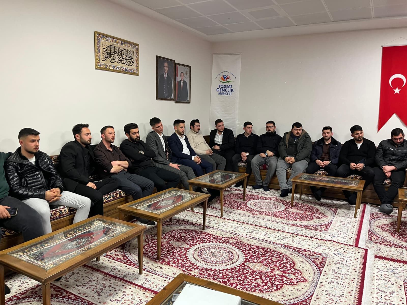 Ak Parti Gençlik Kolları'ndan 1'Inci Yıl Değerlendirmesi (6)