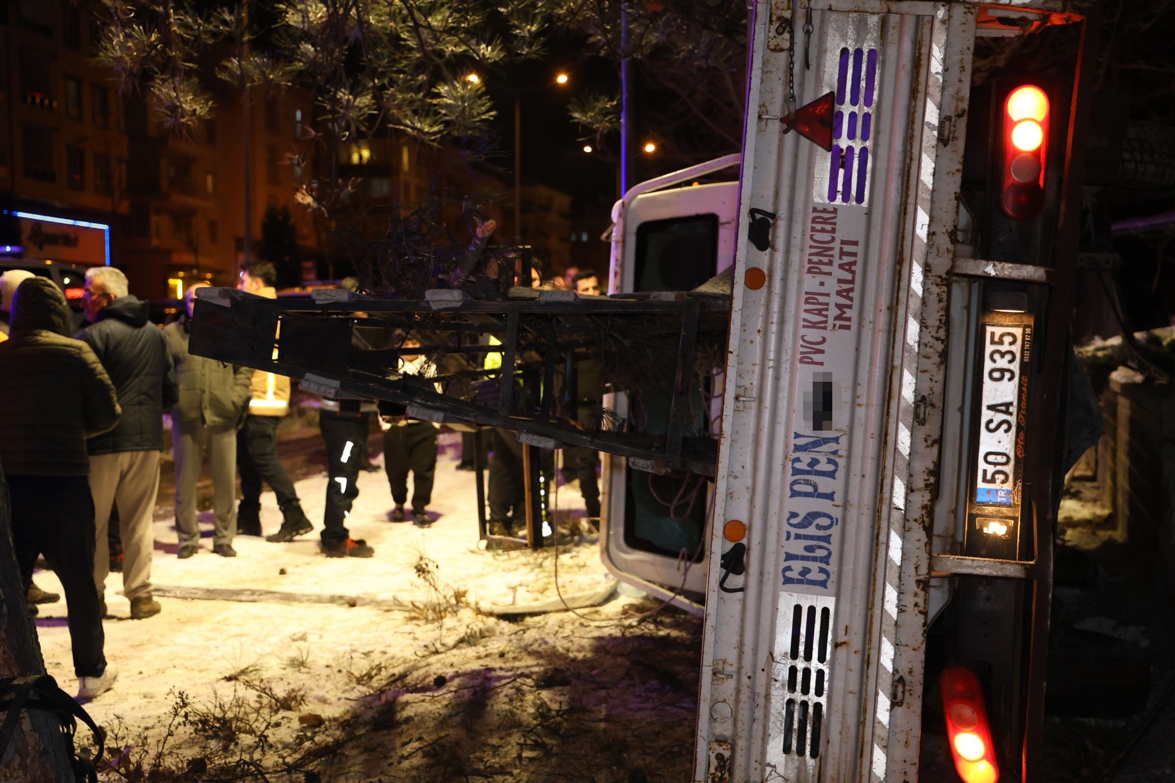 Kaza Yaptı, Sürücü Olduğunu Unuttu! (3)