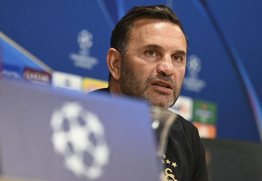 Okan Buruk (2)