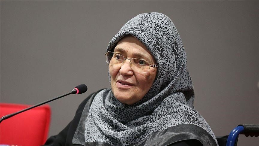 Şule Yüksel Şenler Kimdir (1)