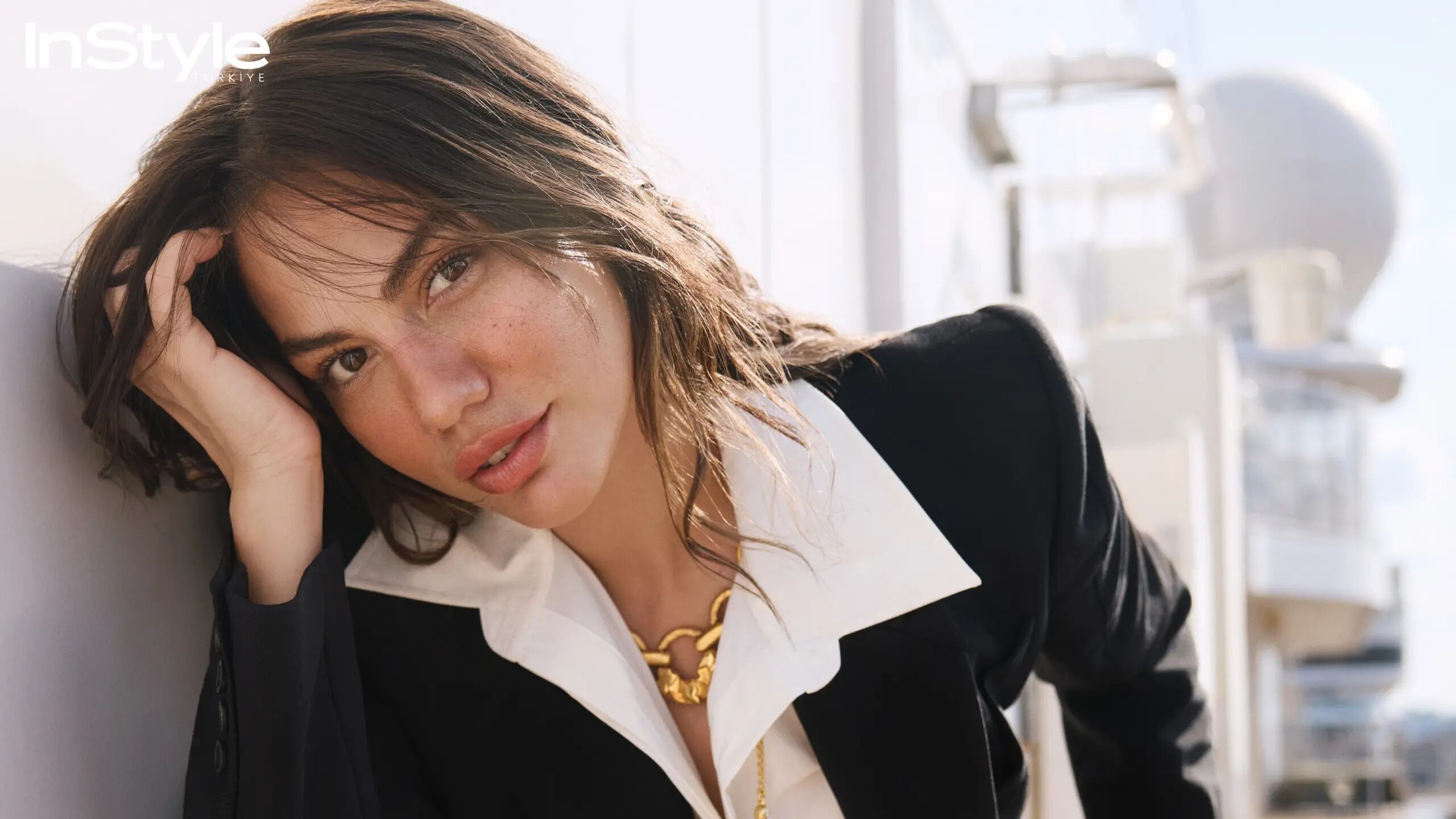 Demet Özdemir6