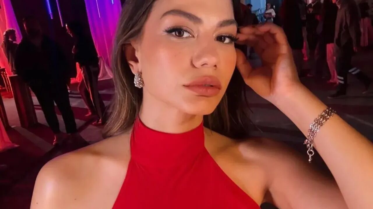 Demet Özdemir7