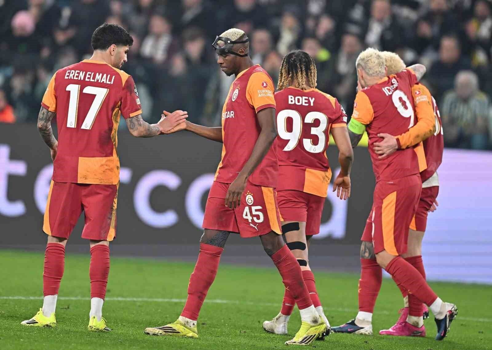 Victor Osimhen, Galatasaray Tarihine Geçti (2)