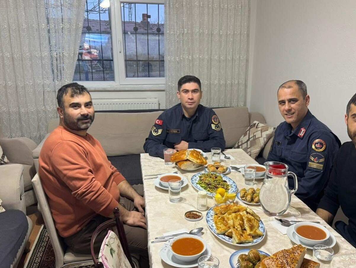 Şehit Aileleri Ve Gaziler Onuruna Iftar5