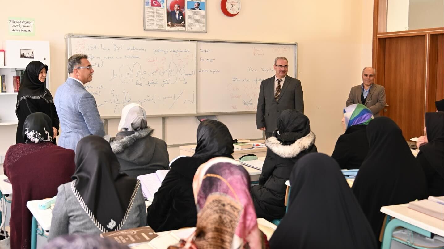 Tilavet Ve Giyim Kurslarına Ziyaret