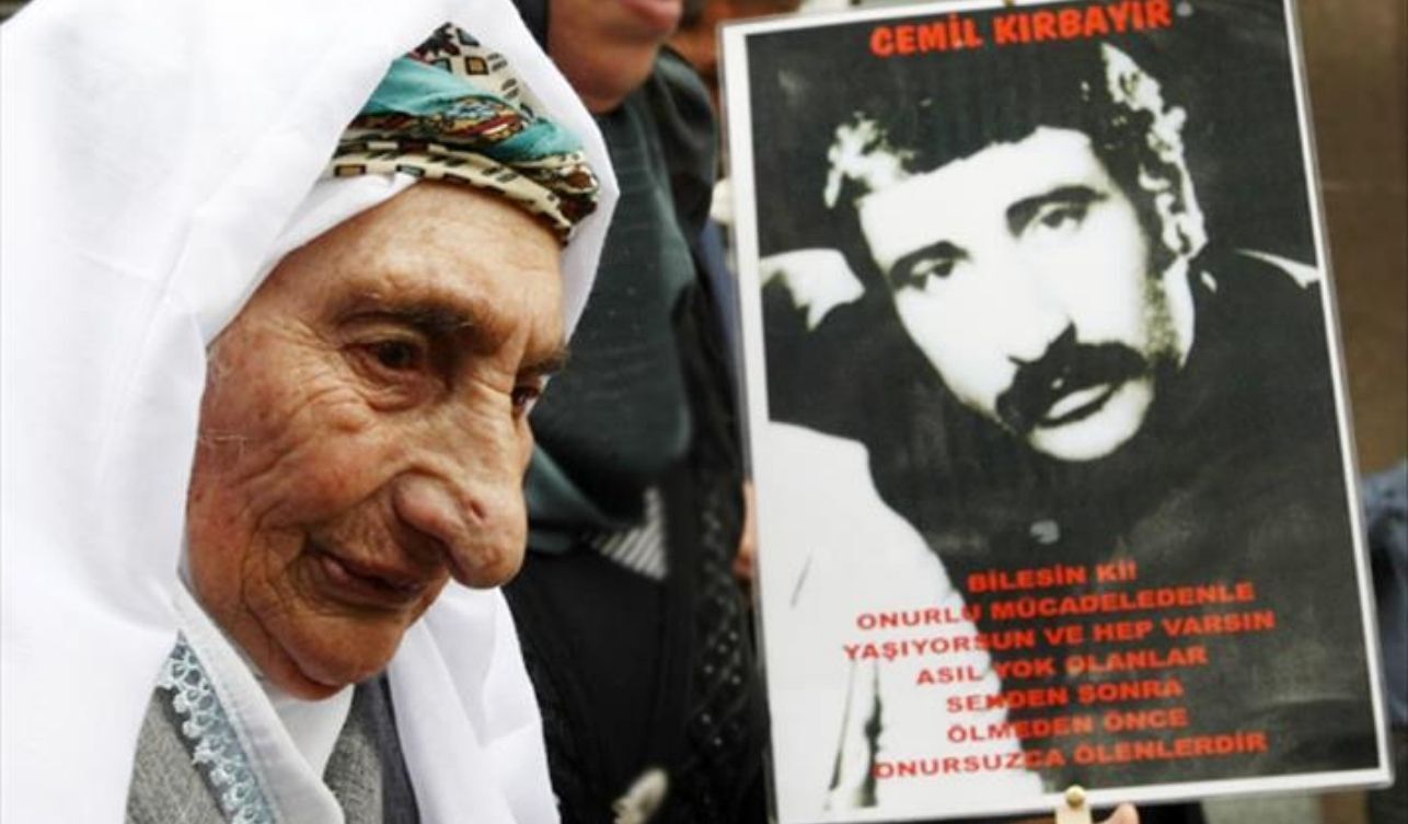 Berfo Ana Kimdir (3)