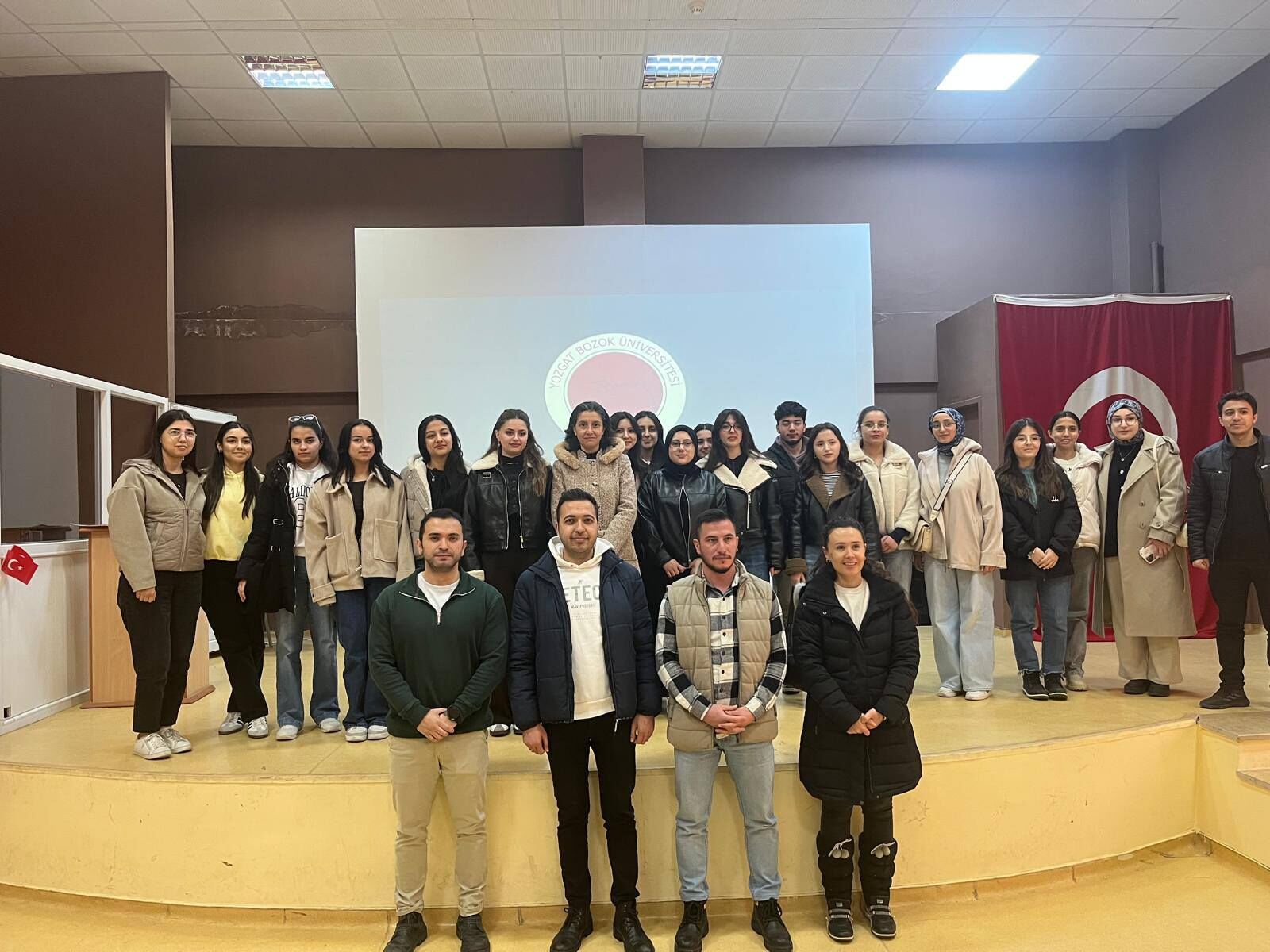 Yozgat’ta Geleceğin Sosyal Hizmet Uzmanları Çocuk Evleri Sitesinde Saha Deneyimi Kazandı (2)