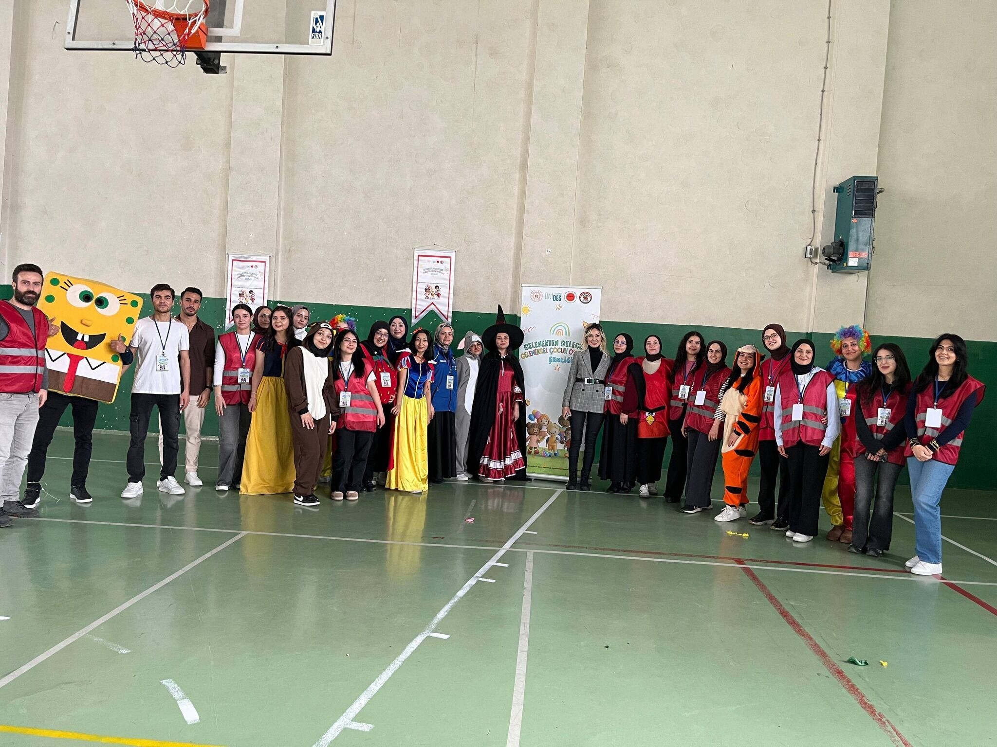 Yozgat’ta Geleneksel Çocuk Oyunları Şenliği Düzenlendi (1)