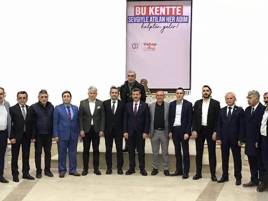 Hemşehrileriyle Buluştu