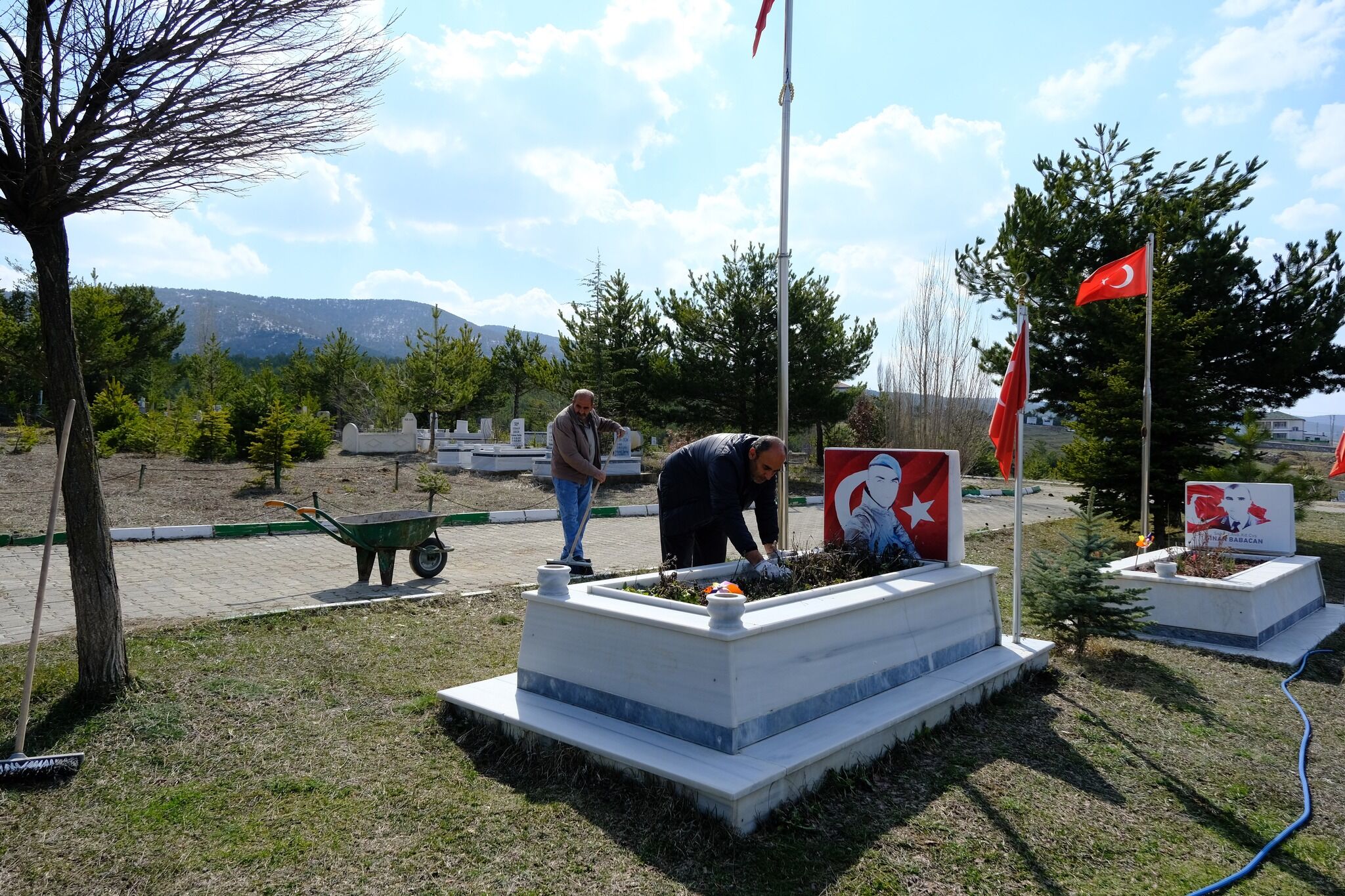 Akdağmadeni’nde Bayram Öncesi Temizlik Seferberliği Başlatıldı (3)