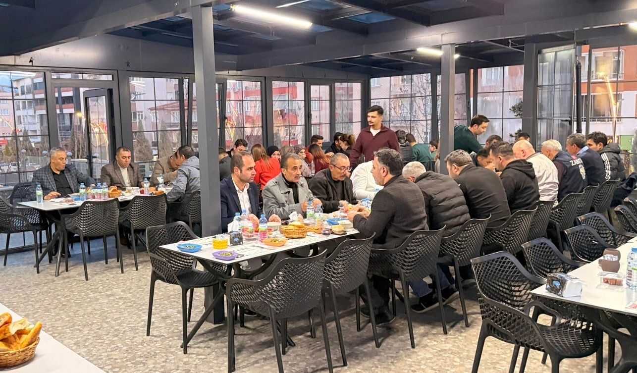 Başkan Arslan Yerköy'de Personelle Iftar Sofrasında Buluştu (3)