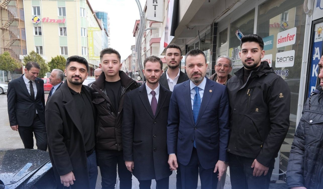 Milletvekili Şahan Bayram Coşkusuna Ortak Oldu (1)