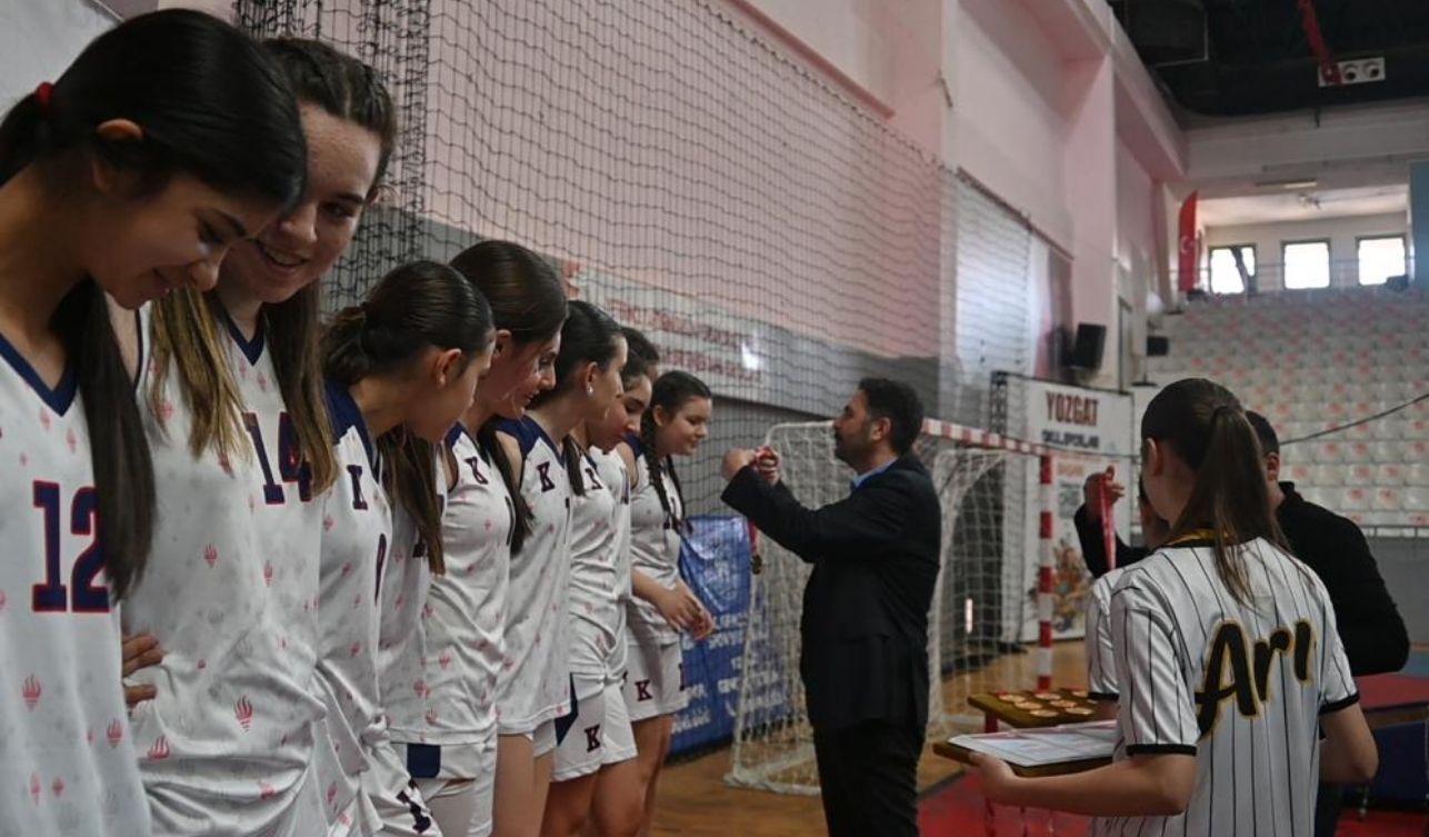 Yozgat’ta Yıldızlar Basketbol Yarı Final Heyecanı Sona Erdi (3)