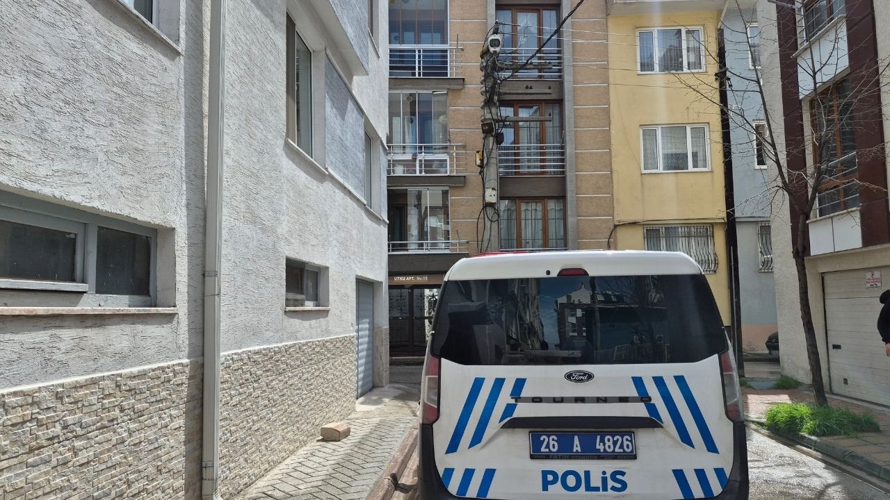 Kendinden Haber Alınamayan Şahıs Evinde Ölü Bulundu! (3)