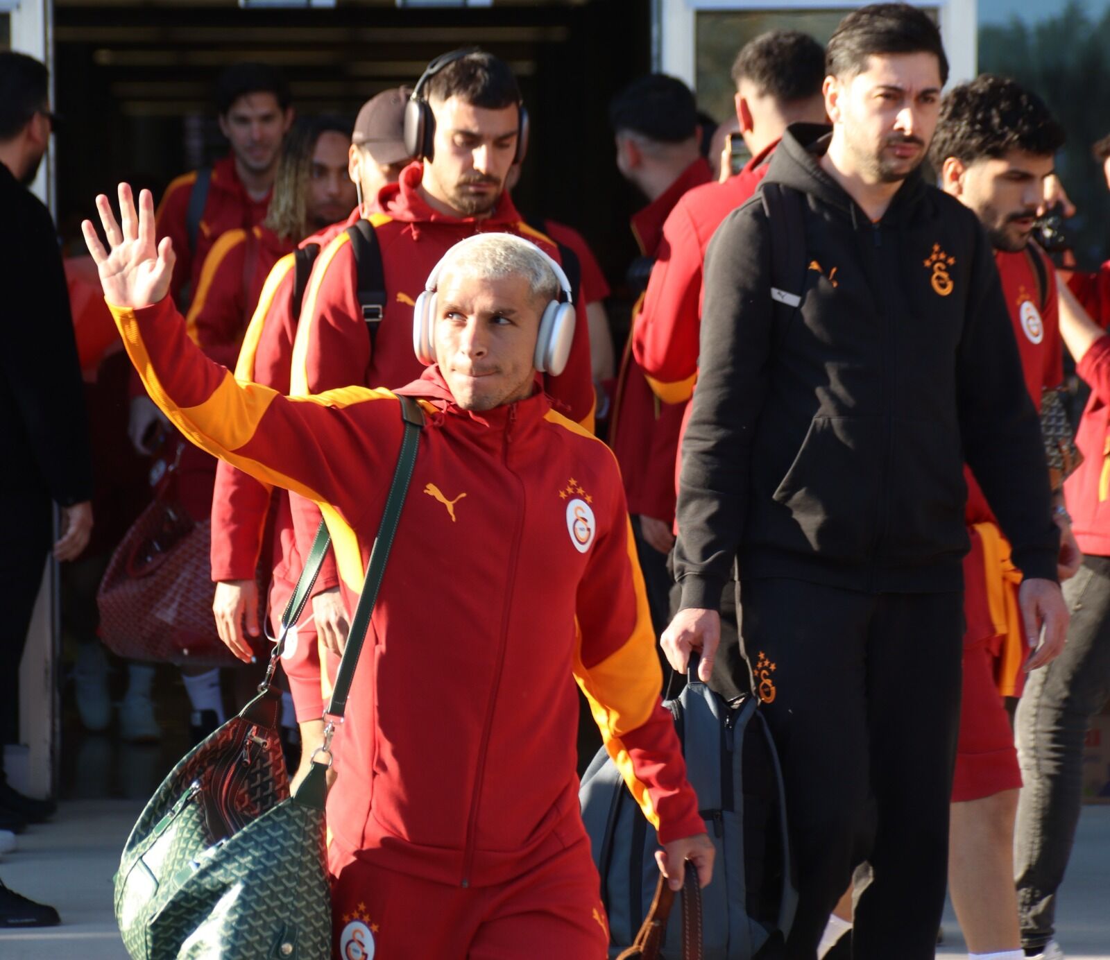 Lider Galatasaray Kafilesi İzmir’de (4)