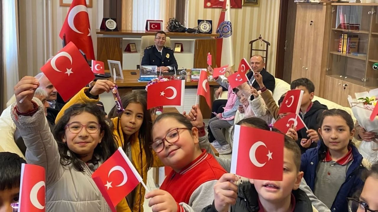 Yerköy'de Öğrencilerden Anlamlı Ziyaret (1)