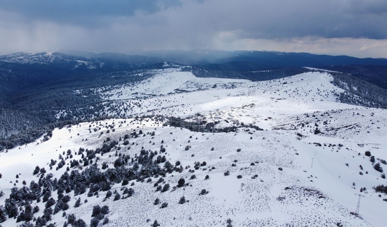 Yozgat'ta Kar Için 2 Bin 77 Metreye Çıkıyorlar (1)