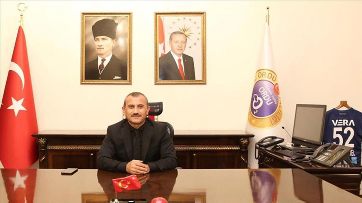 Tuncay Sonel (3)