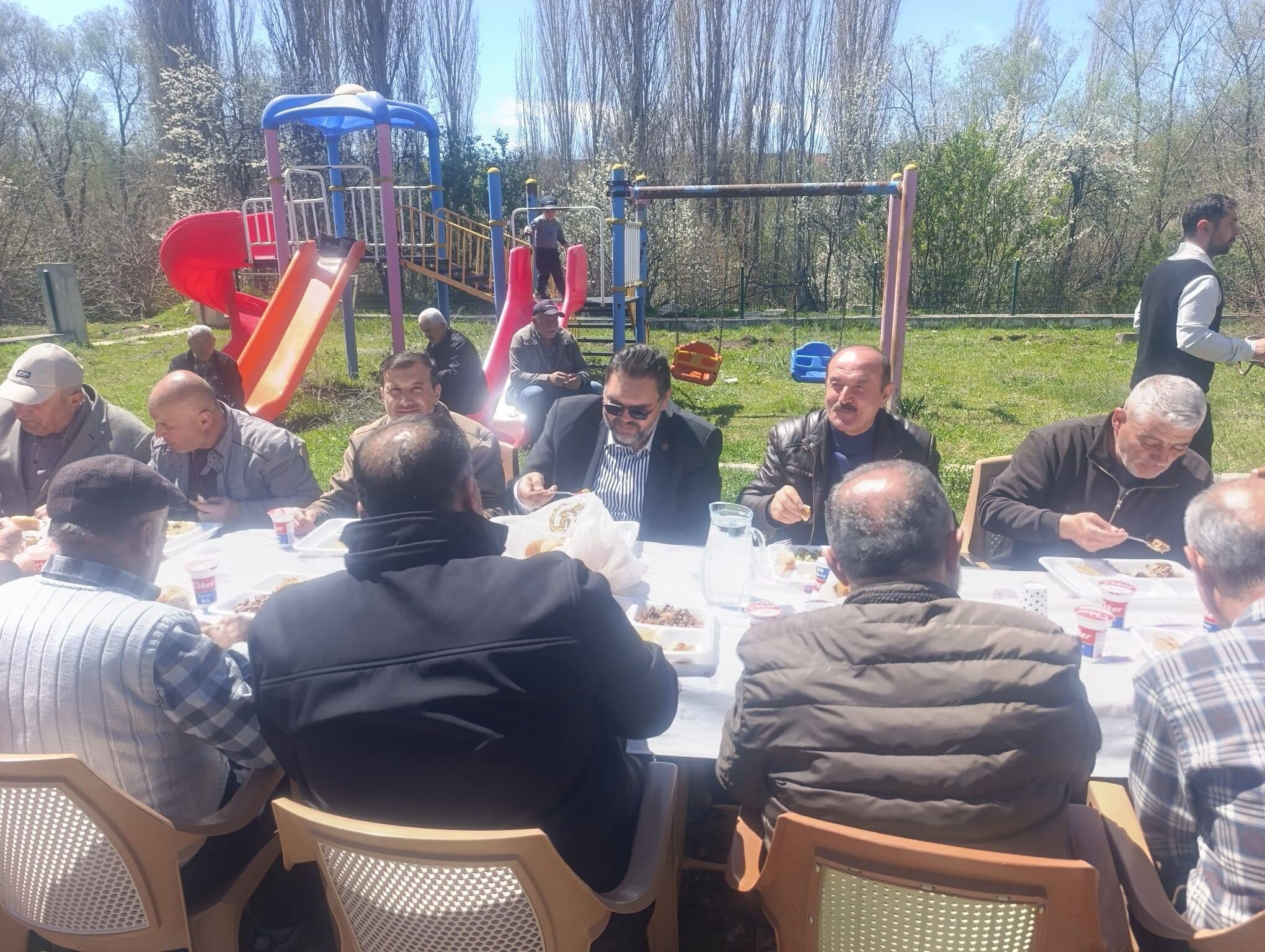 Ersöz’den Köy Ziyareti