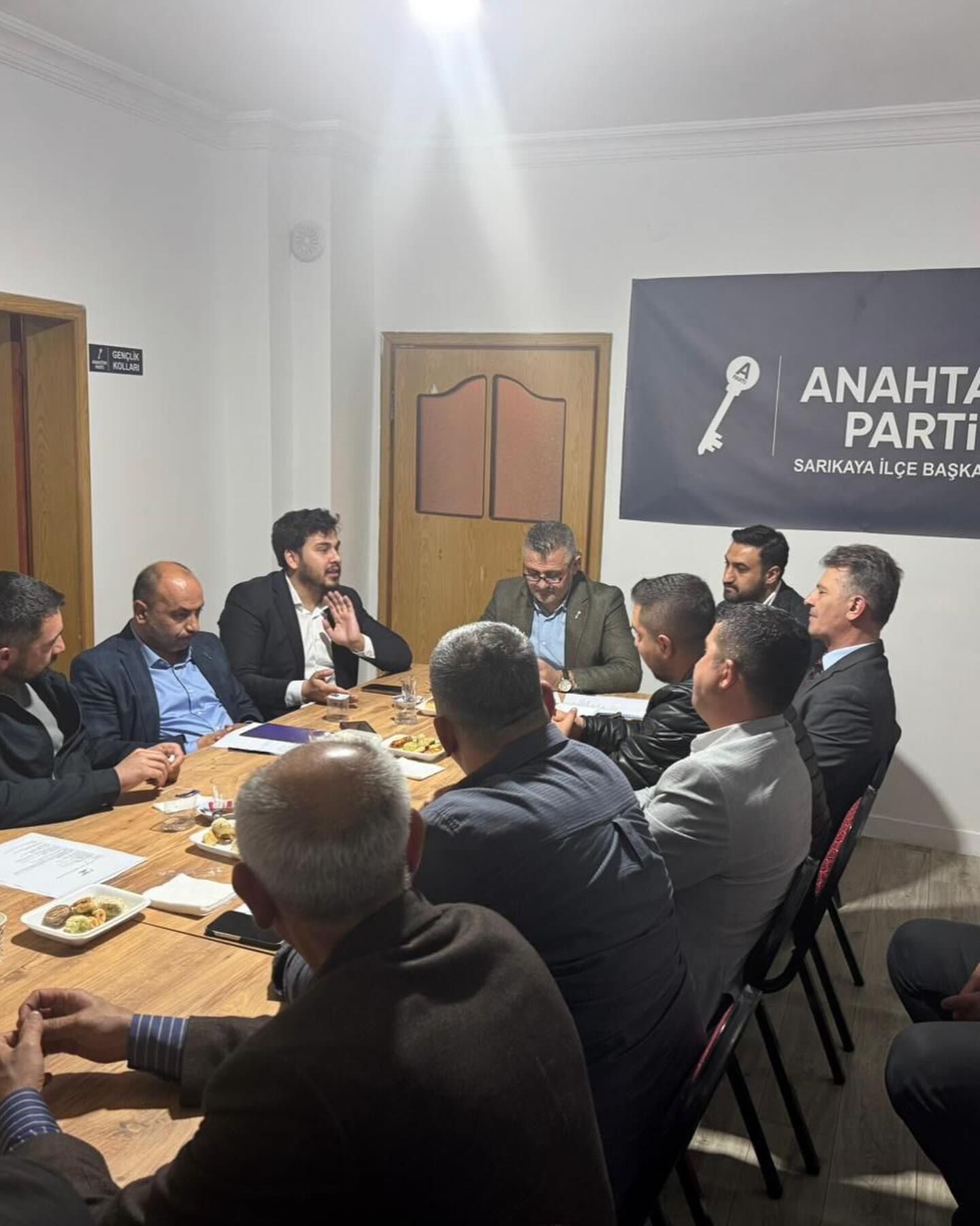 İlçe Başkanları Toplantısı Yapıldı2