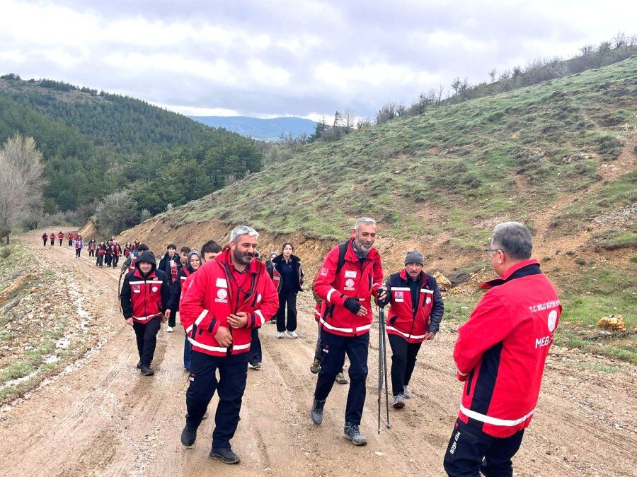 Çevre Bilinci Için Doğa Yürüyüşü2