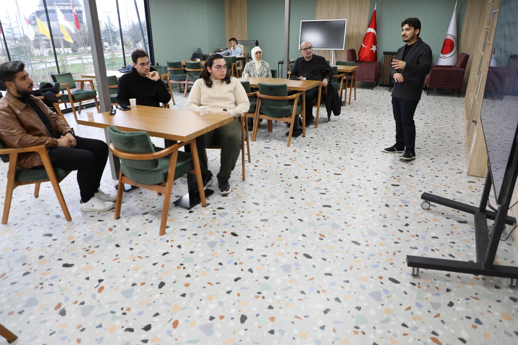 Yobü’de Seminer Düzenlendi3