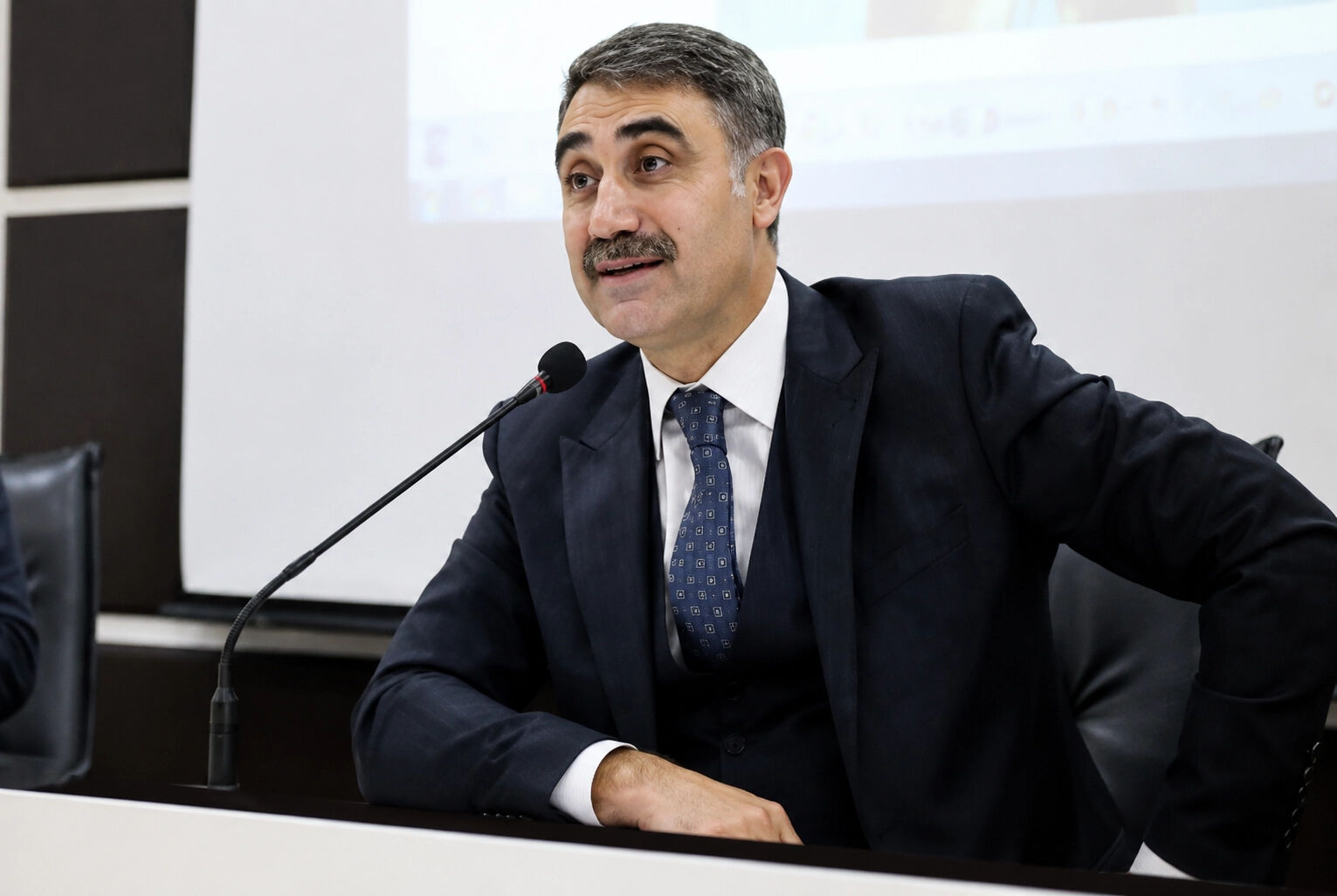 Serdar Mutta (1)
