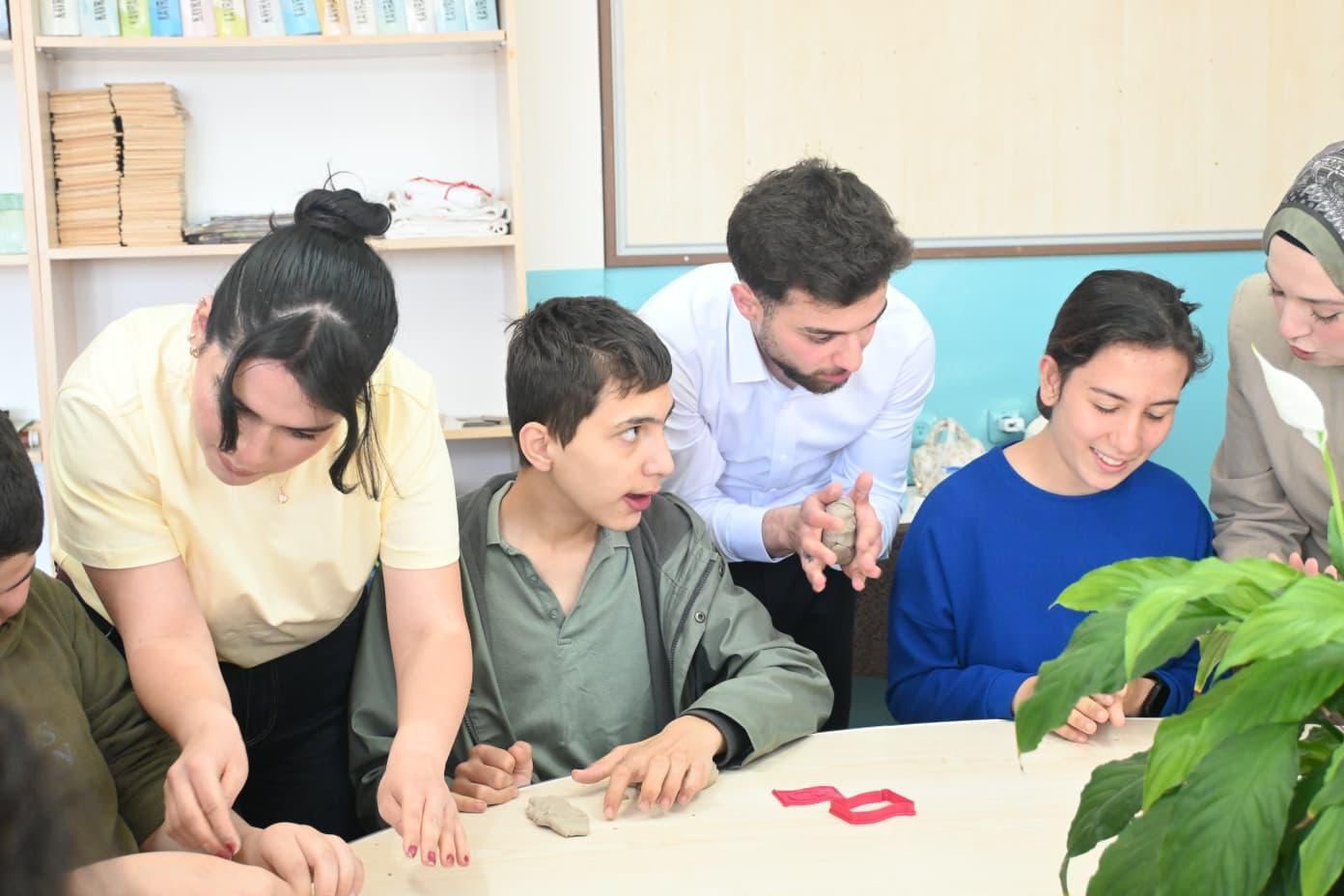 Öğrencilerden Sosyal Sorumluluk Projesi