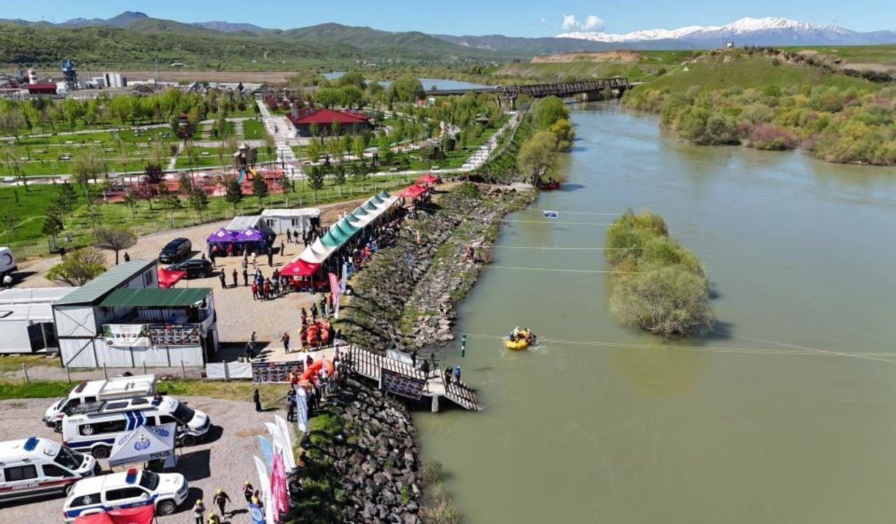 Rafting Şampiyonası Başladı Yozgat Dahil 10 Ilden 400 Sporcu Yarışıyor (2)