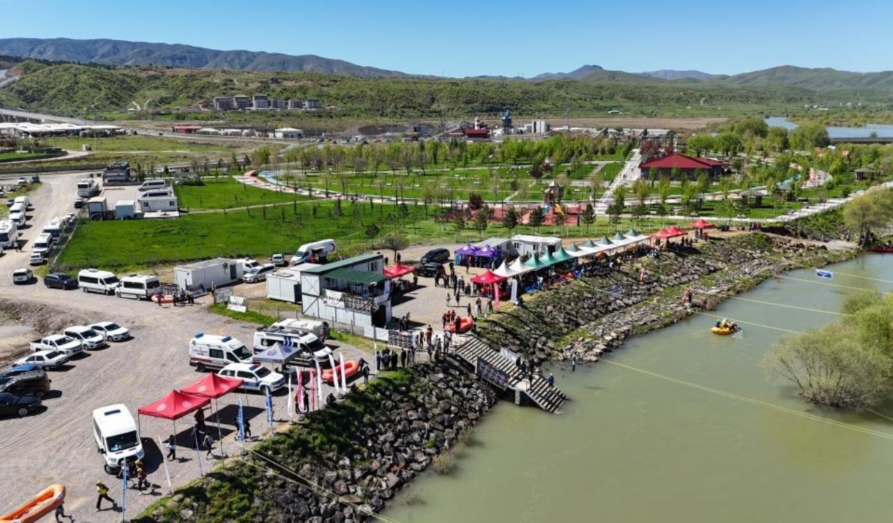 Rafting Şampiyonası Başladı Yozgat Dahil 10 Ilden 400 Sporcu Yarışıyor (3)