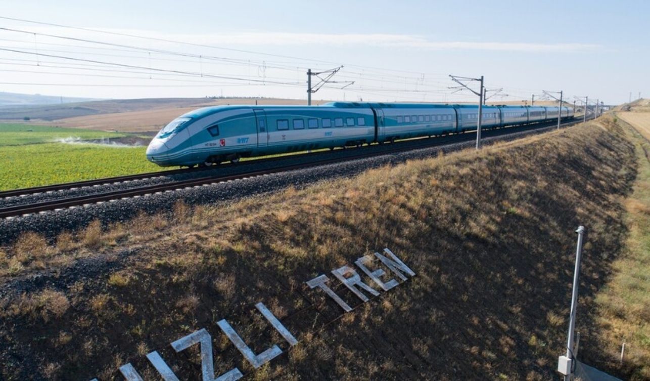 Hızlı Tren Ek Sefer (1)