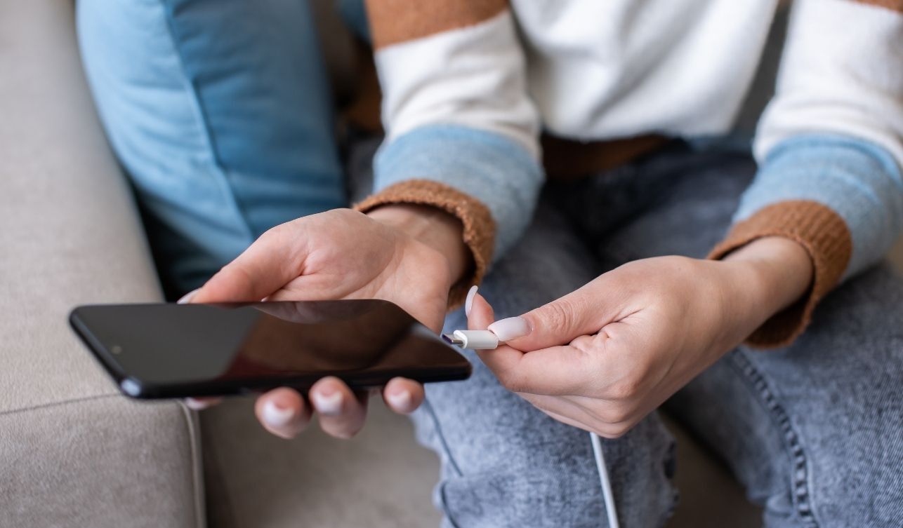 Telefonunu Sürekli Yüzde 100 Şarj Edenler Dikkat! (3)