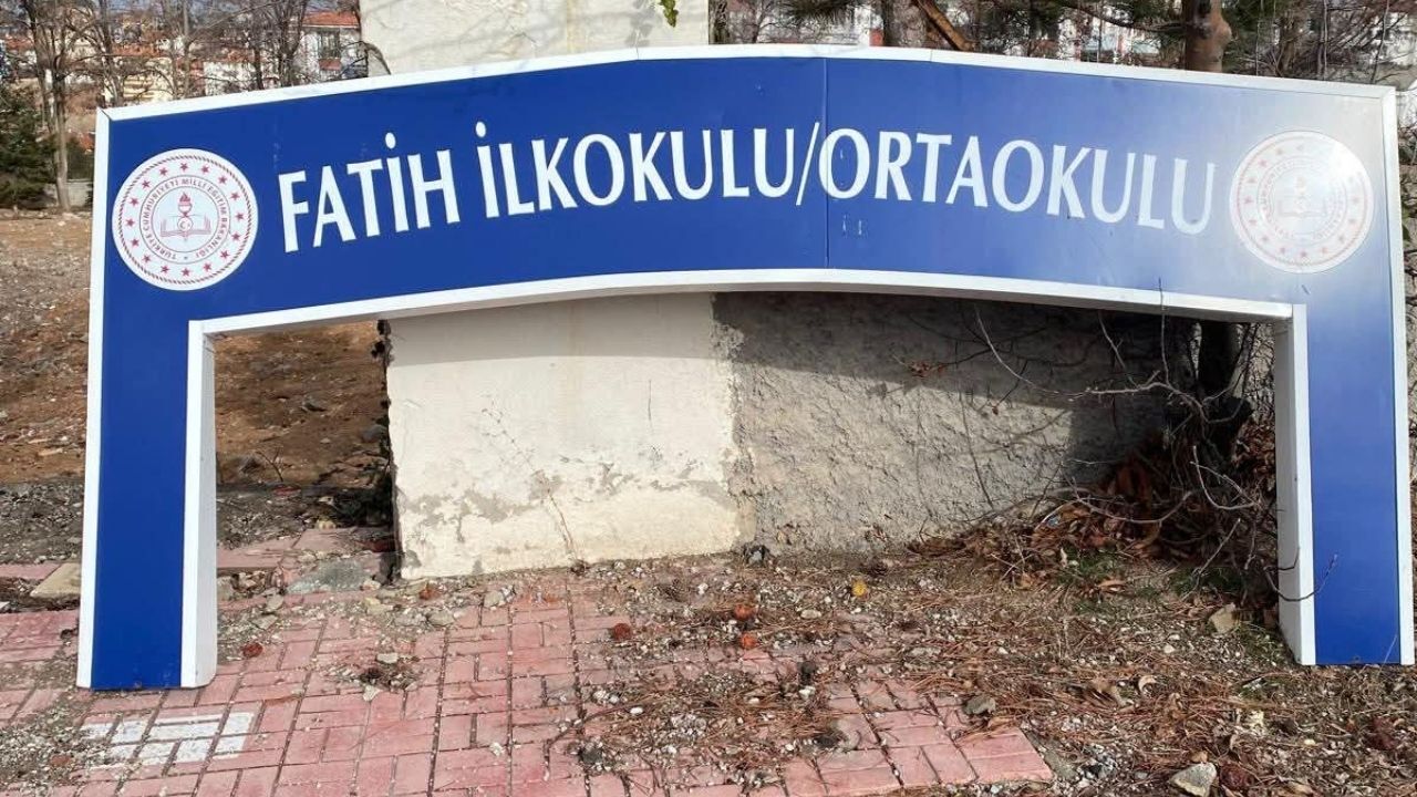 Şekerpınar’daki Okul Tartışması Büyüyor (3)