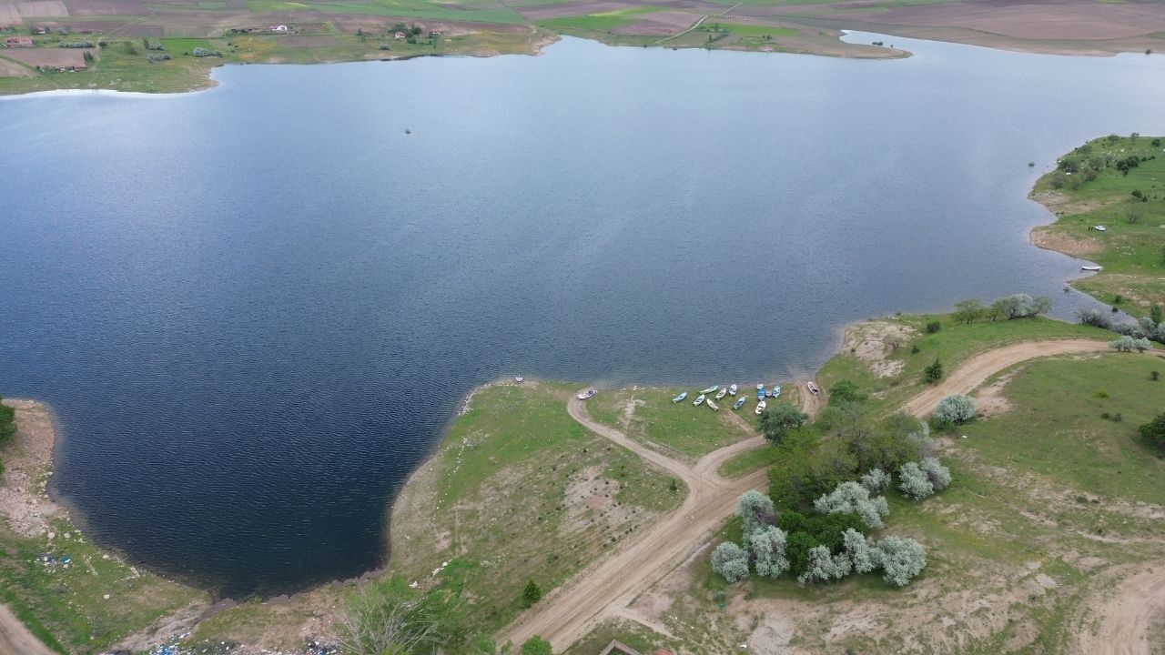 Yozgat’ta Baraj Doldu! Eski Yerleşim Sulara Gömüldü (3)